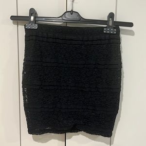 forever 21 bodycon lace skirt